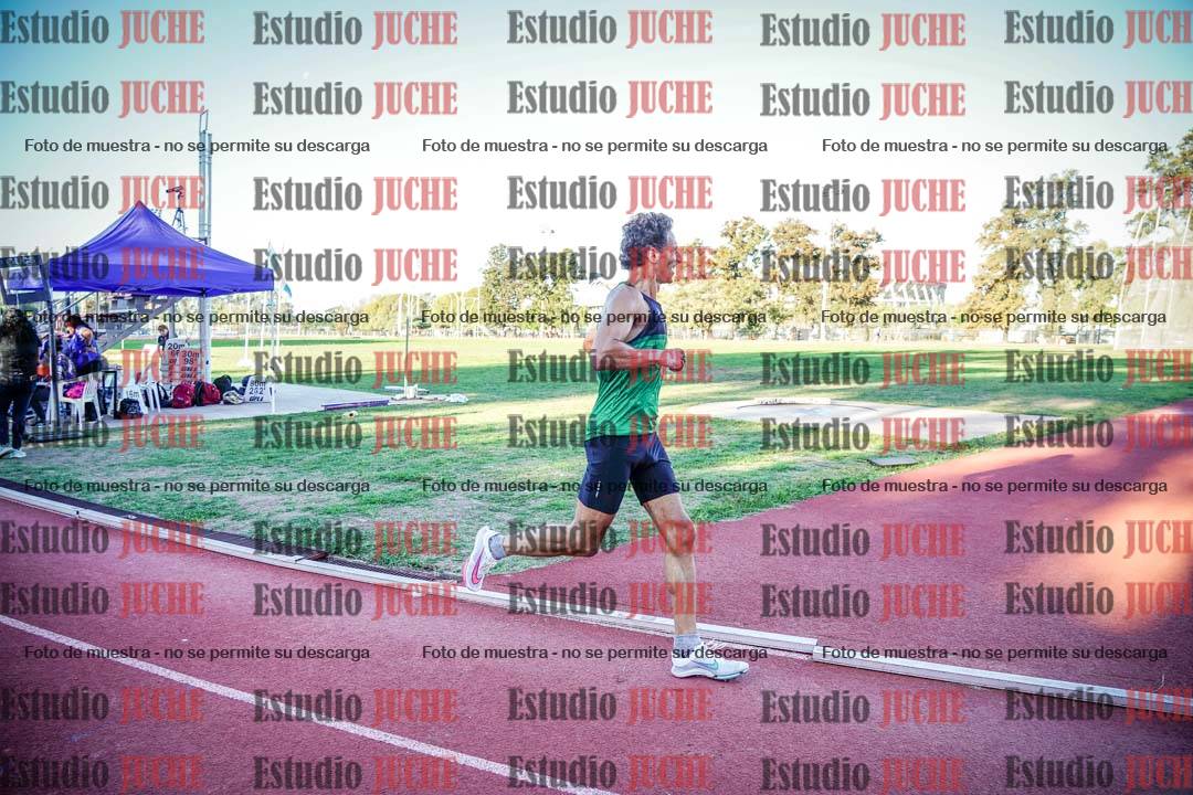 Fotos de los 3000 m llanos de varones