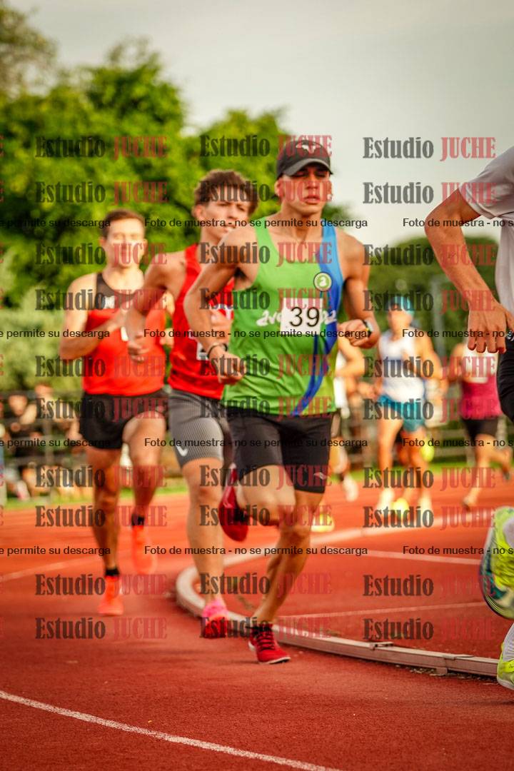 Fotos de los 1500 m llanos de varones