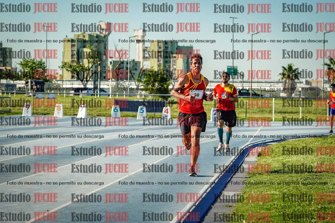 Fotos de los 3000 m llanos de varones