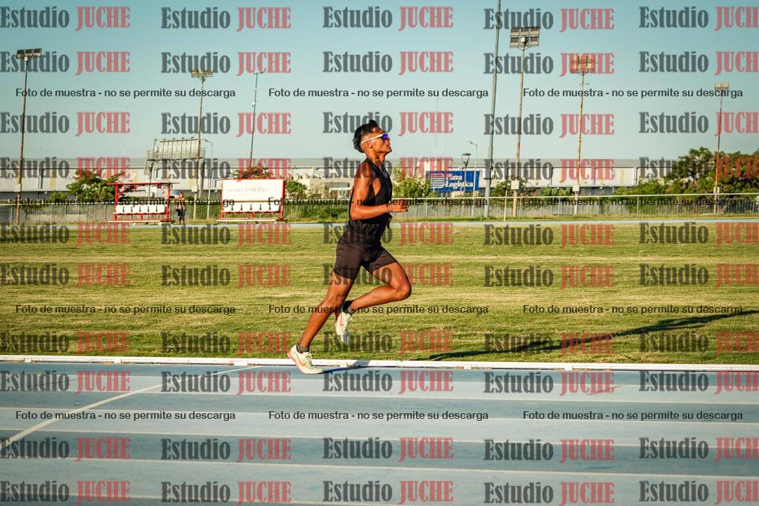 Fotos de los 1500 m llanos de varones