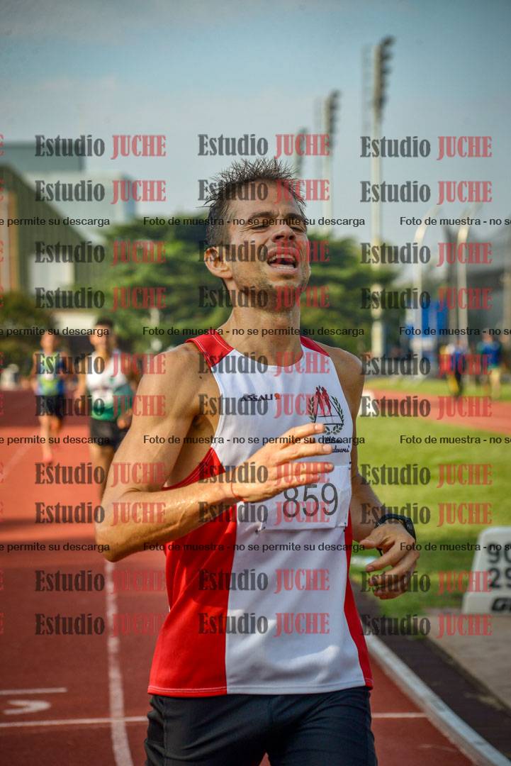 Fotos de los 3000 m llanos de varones