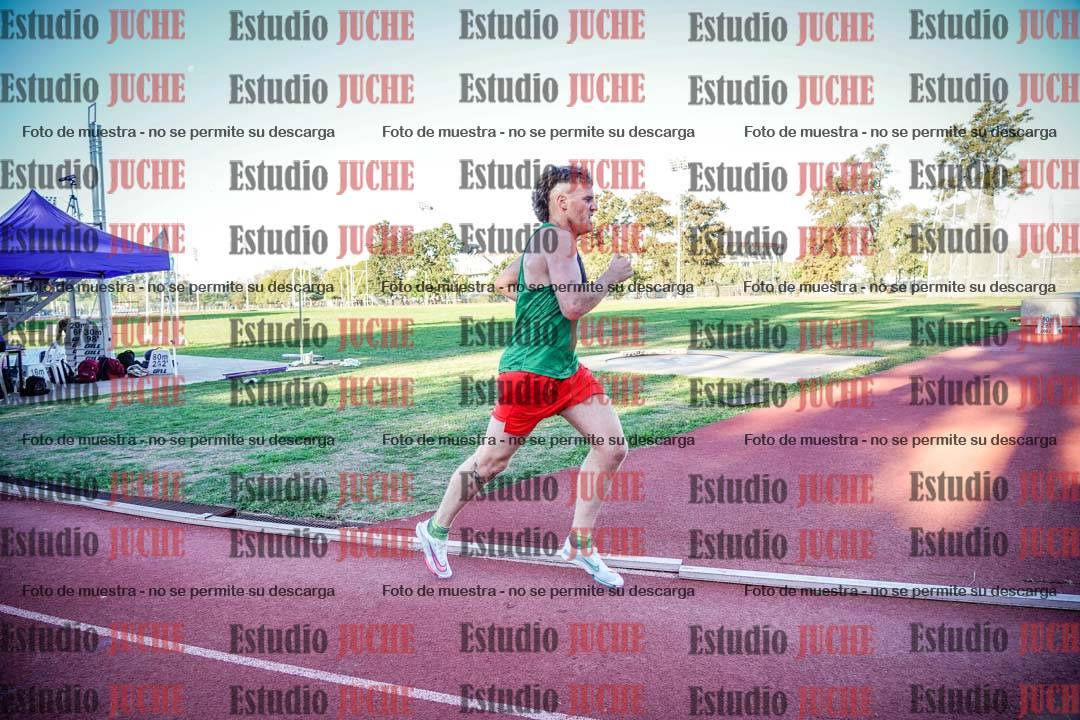 Fotos de los 3000 m llanos de varones