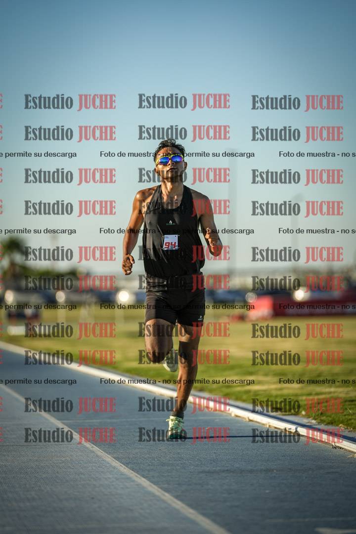 Fotos de los 1500 m llanos de varones