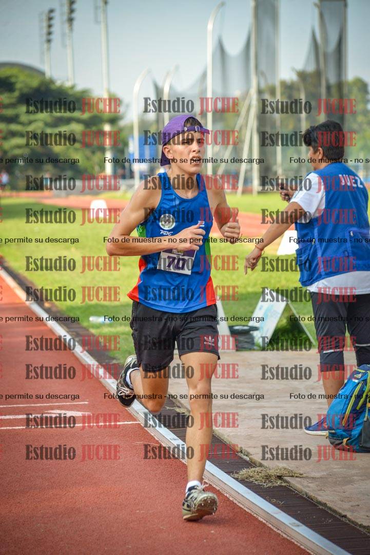 Fotos de los 3000 m llanos de varones