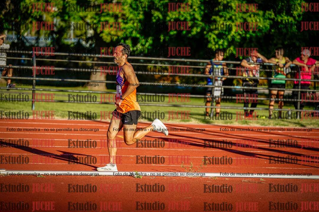 Fotos de los 3000 m llanos de varones