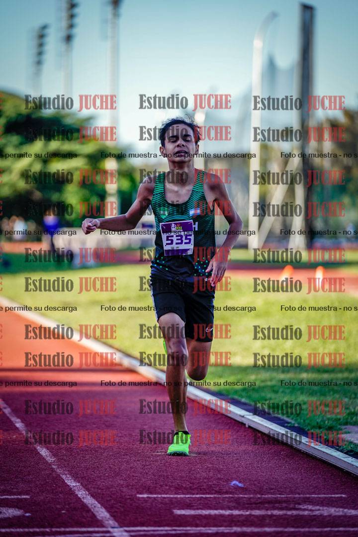 Fotos de los 600 m de varones