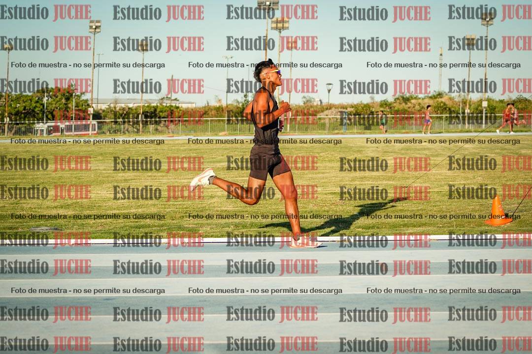 Fotos de los 1500 m llanos de varones