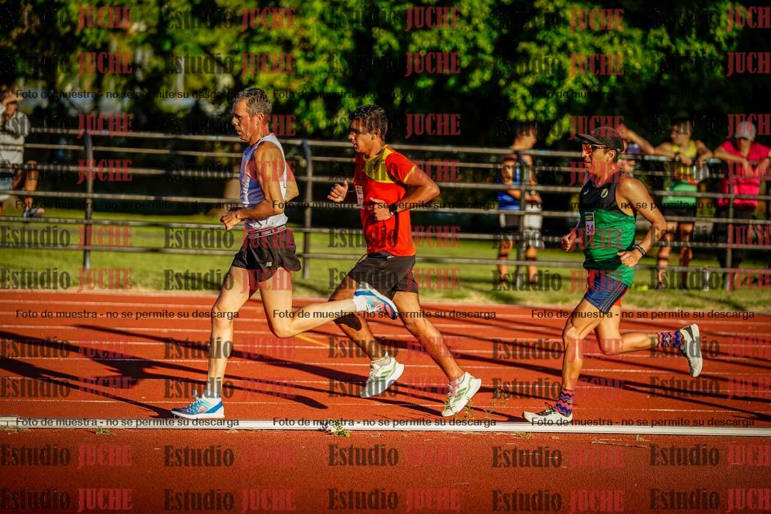 Fotos de los 3000 m llanos de varones