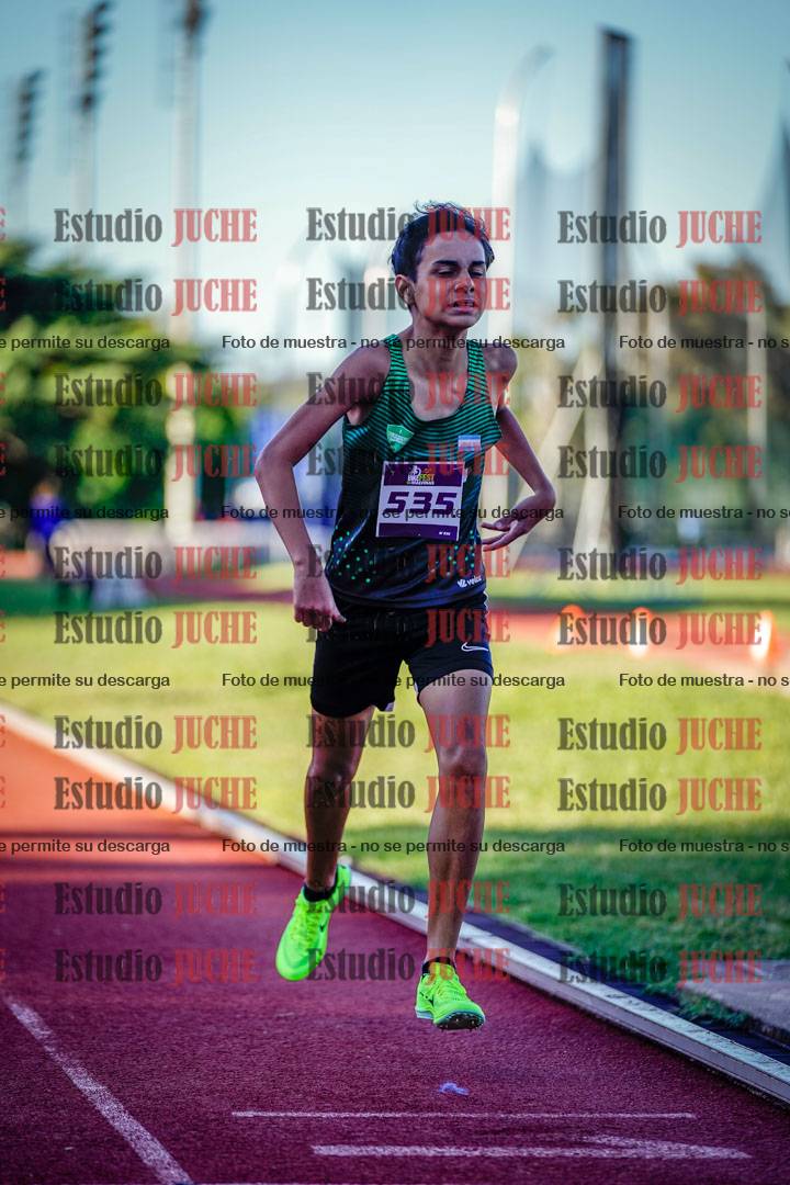 Fotos de los 600 m de varones