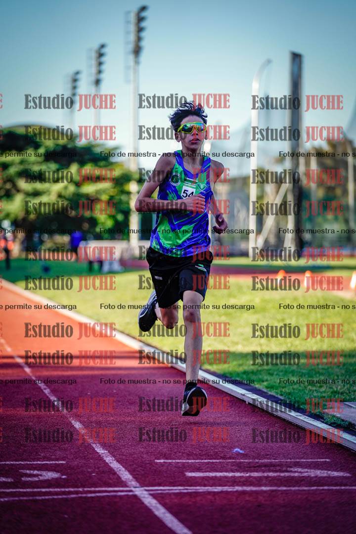 Fotos de los 600 m de varones