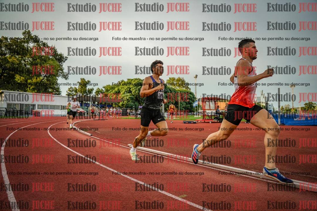 Fotos de los 1500 m llanos de varones