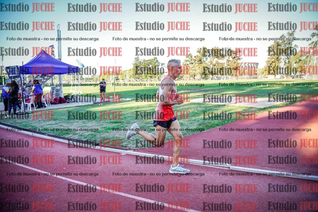 Fotos de los 3000 m llanos de varones