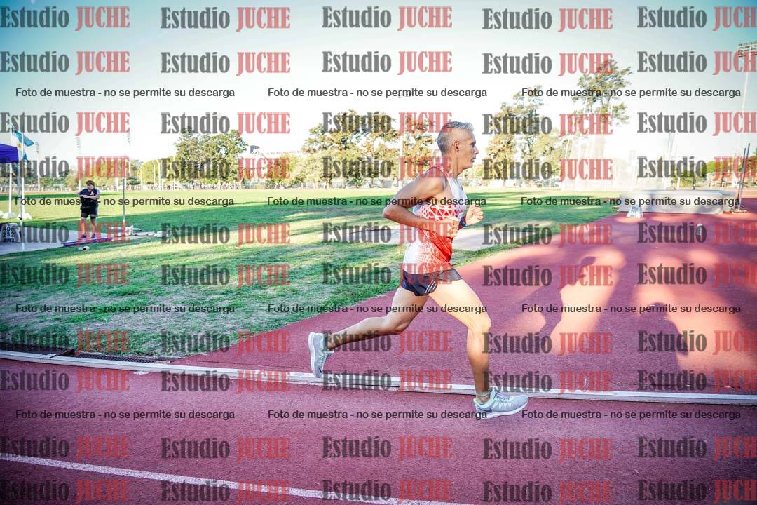 Fotos de los 3000 m llanos de varones
