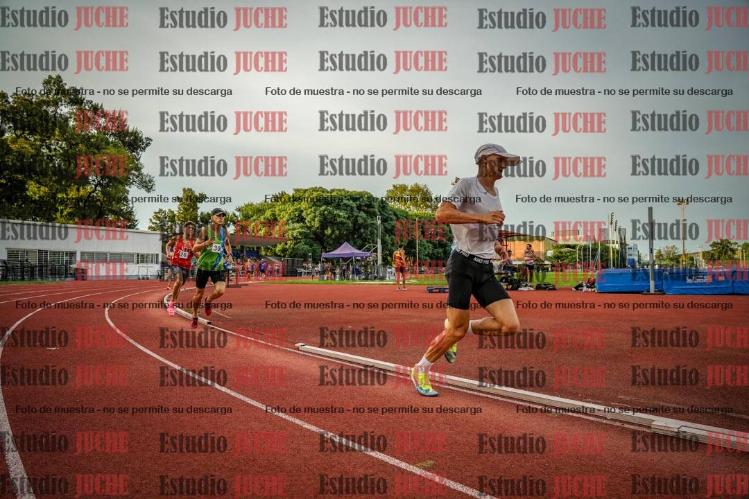 Fotos de los 1500 m llanos de varones