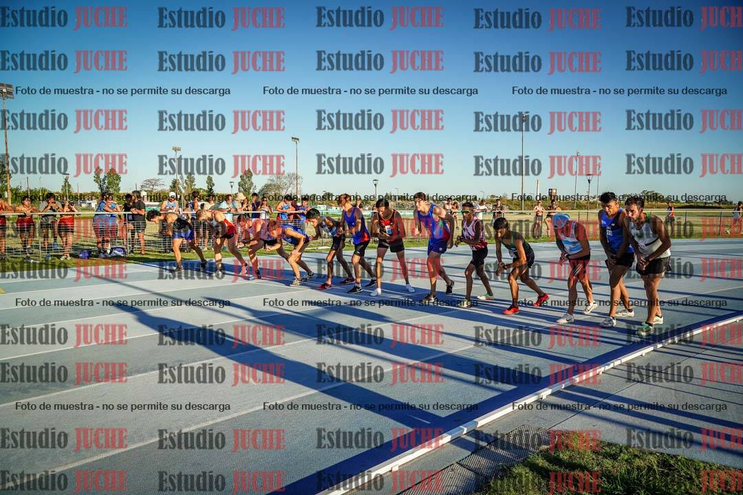 Fotos de los 1500 m llanos de varones