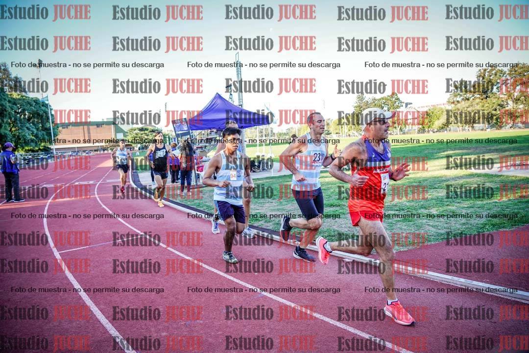 Fotos de los 3000 m llanos de varones