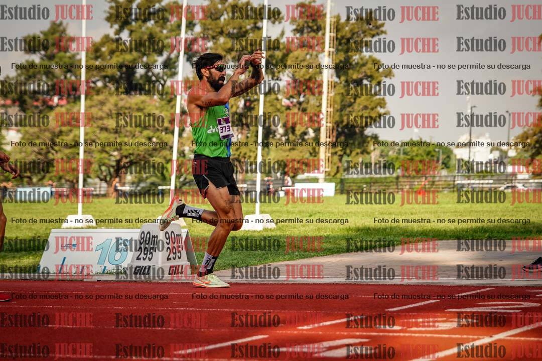 Fotos de los 3000 m llanos de varones