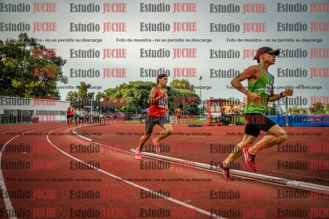 Fotos de los 1500 m llanos de varones