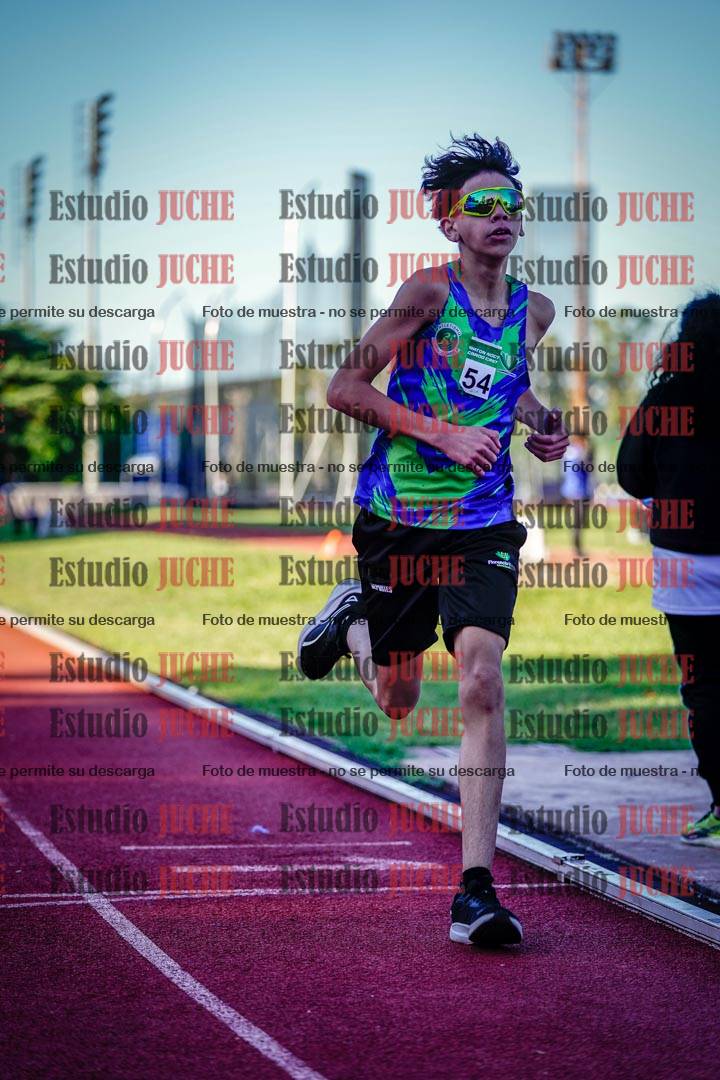 Fotos de los 600 m de varones