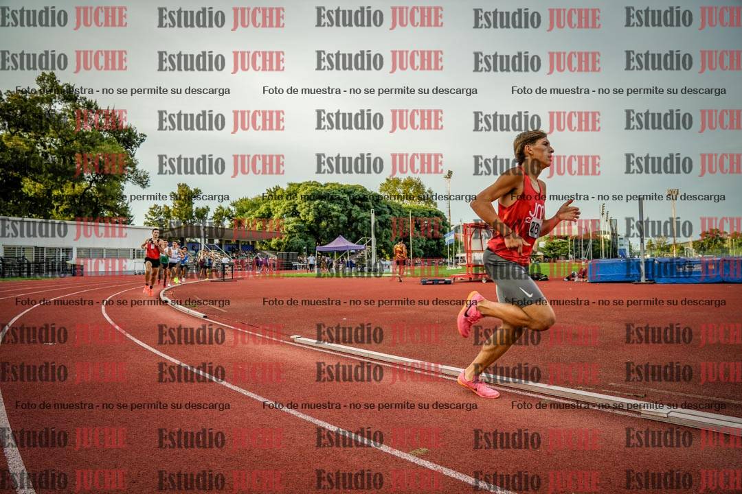 Fotos de los 1500 m llanos de varones