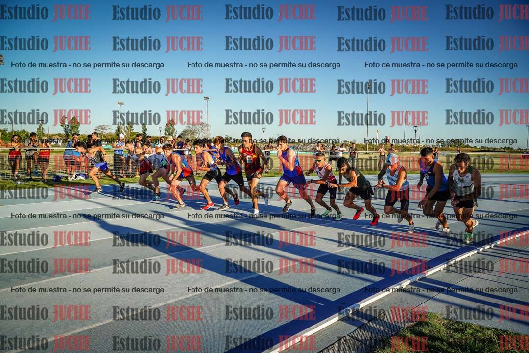 Fotos de los 1500 m llanos de varones