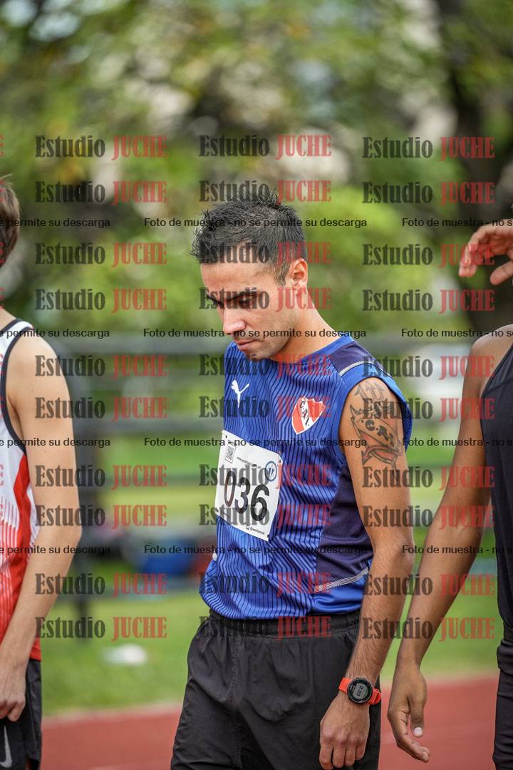 Fotos de los 3000 m llanos de varones