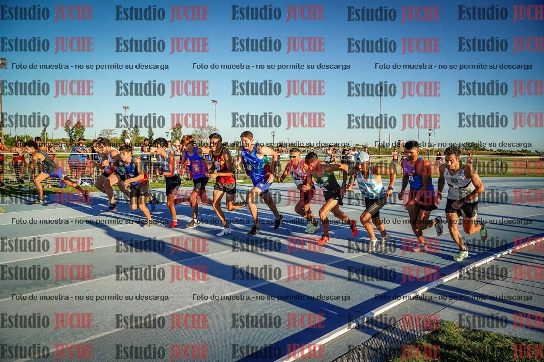Fotos de los 1500 m llanos de varones