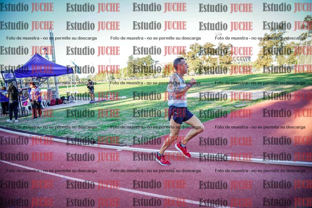 Fotos de los 3000 m llanos de varones