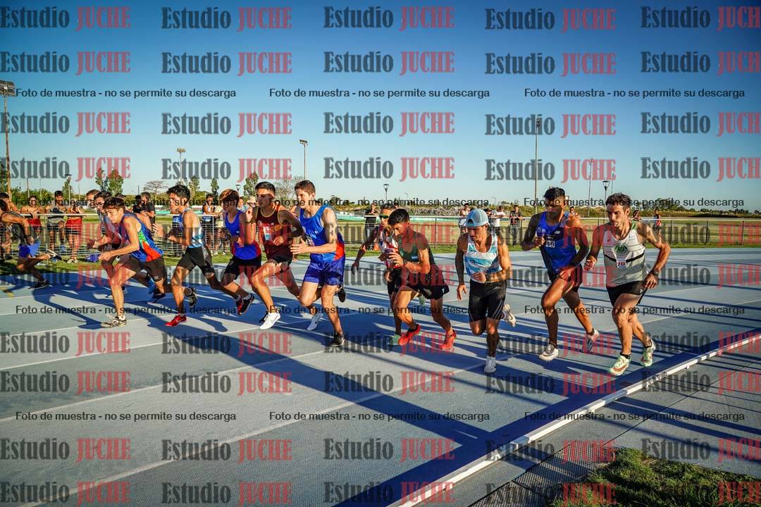 Fotos de los 1500 m llanos de varones