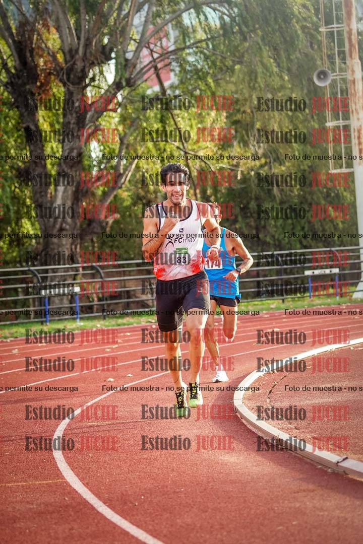 Fotos de los 3000 m llanos de varones