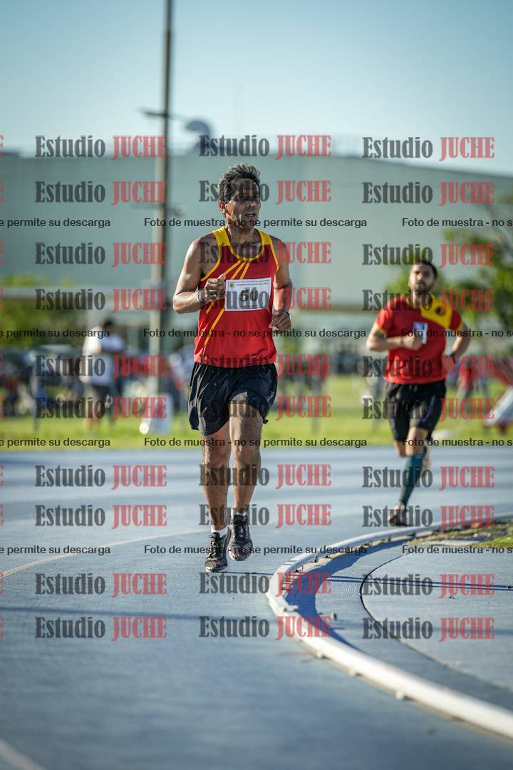 Fotos de los 3000 m llanos de varones