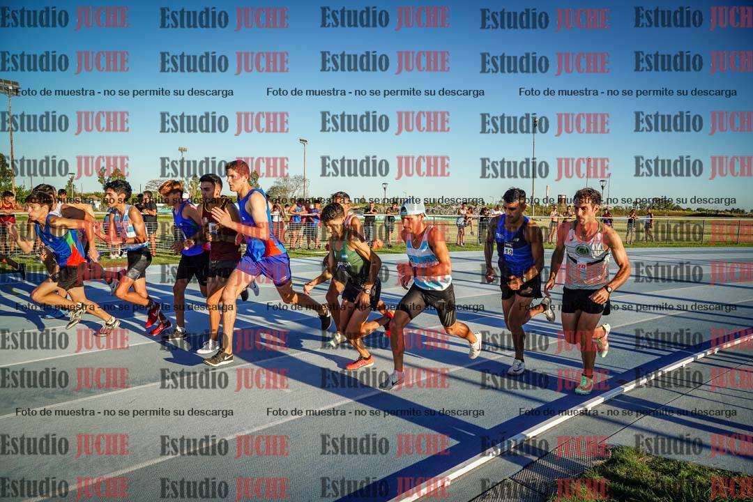 Fotos de los 1500 m llanos de varones