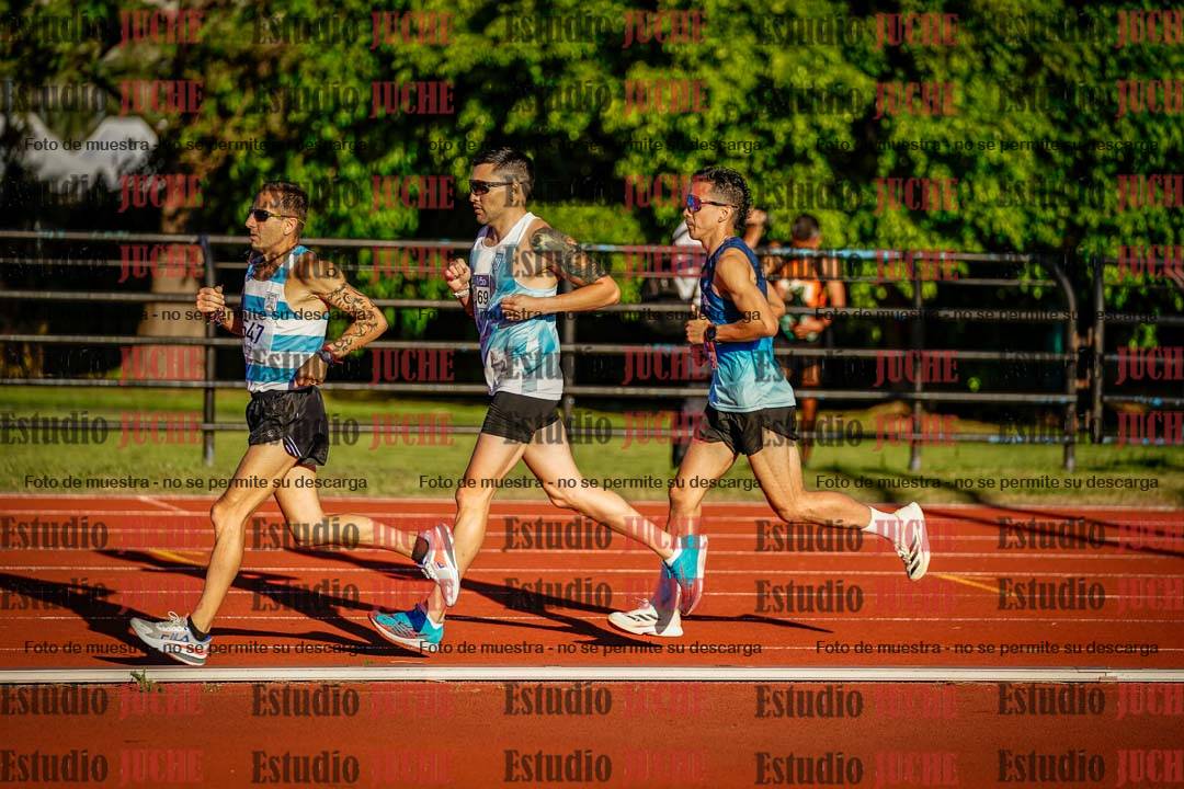 Fotos de los 3000 m llanos de varones