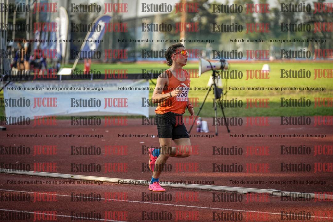 Fotos de los 5000 m llanos de varones