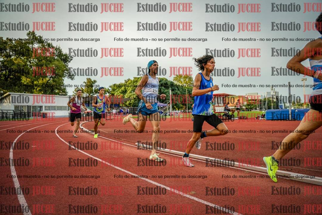 Fotos de los 1500 m llanos de varones