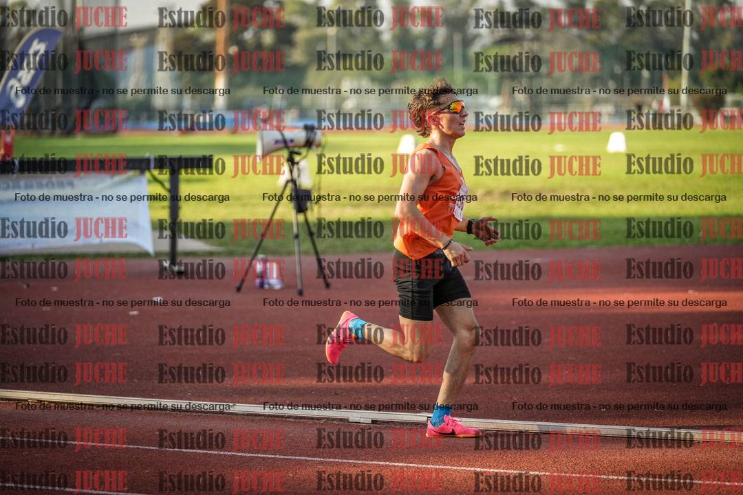 Fotos de los 5000 m llanos de varones