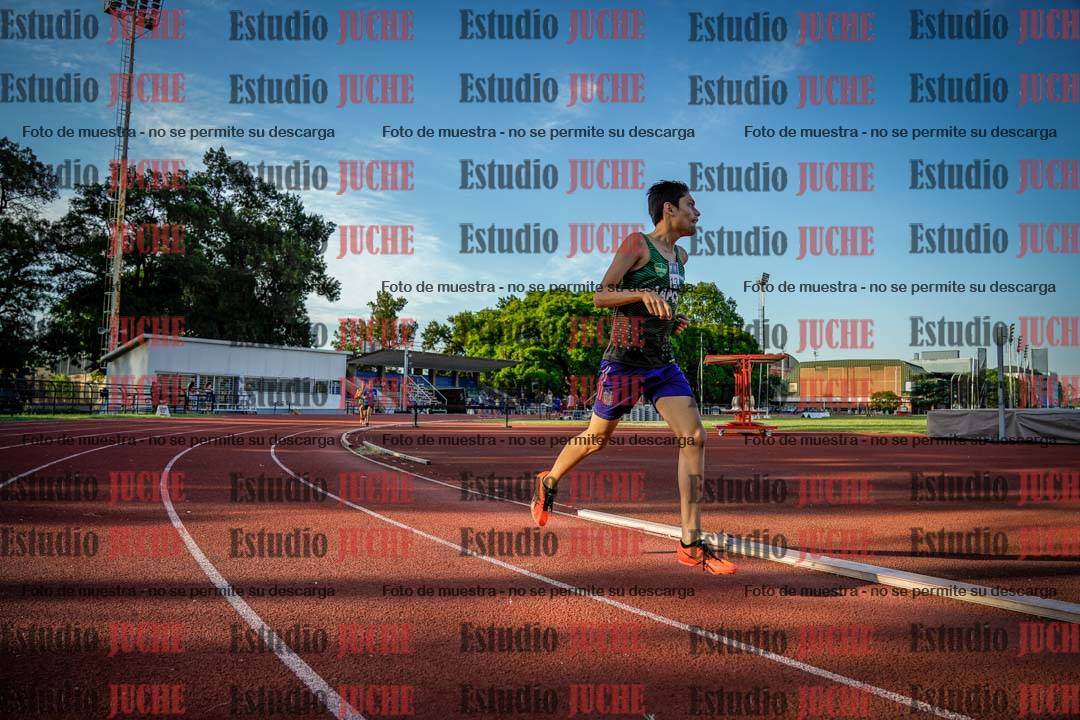 Fotos de los 1500 m llanos de varones