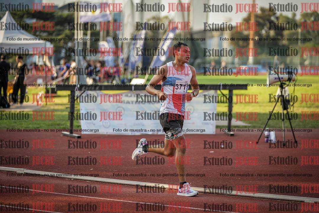 Fotos de los 5000 m llanos de varones