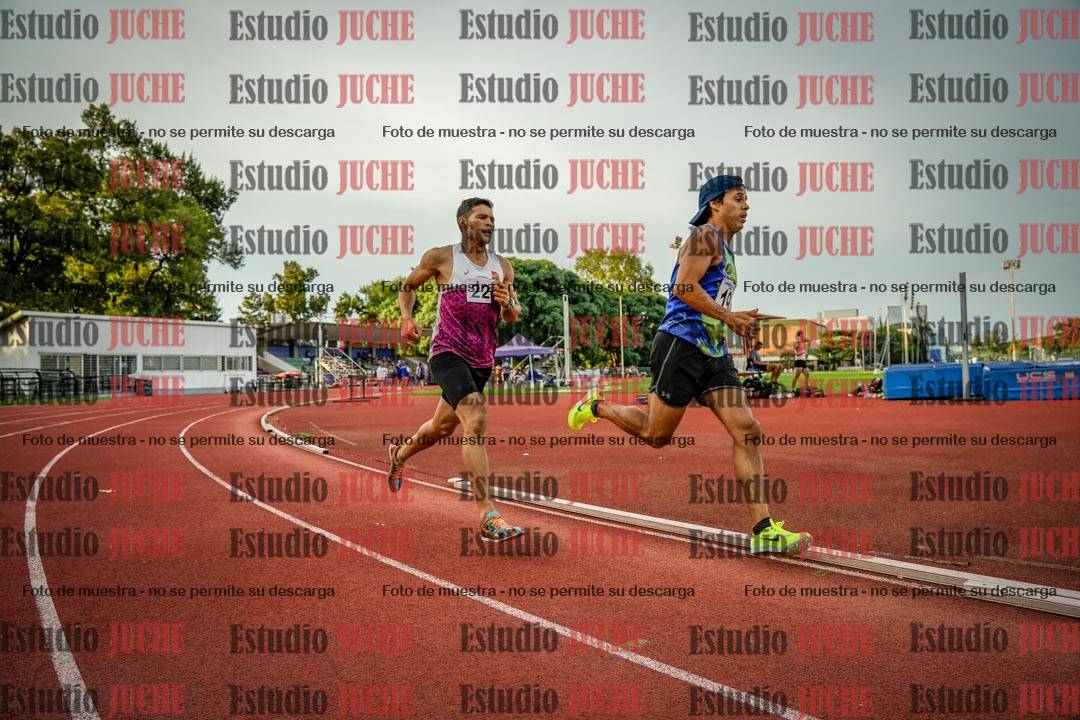 Fotos de los 1500 m llanos de varones