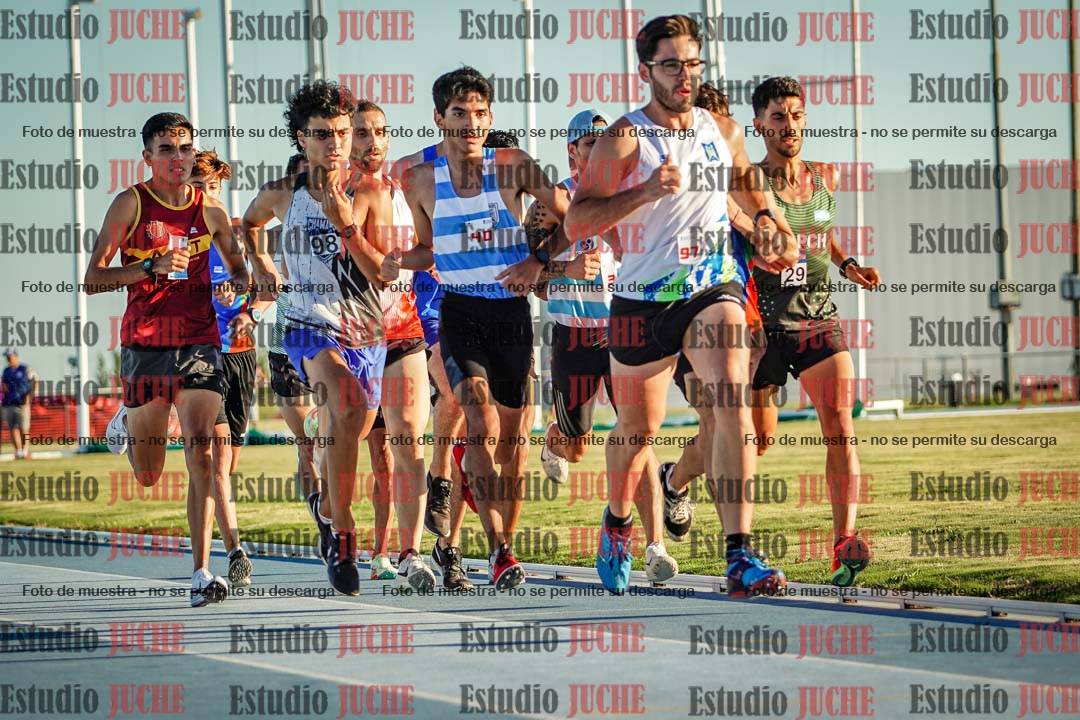 Fotos de los 1500 m llanos de varones