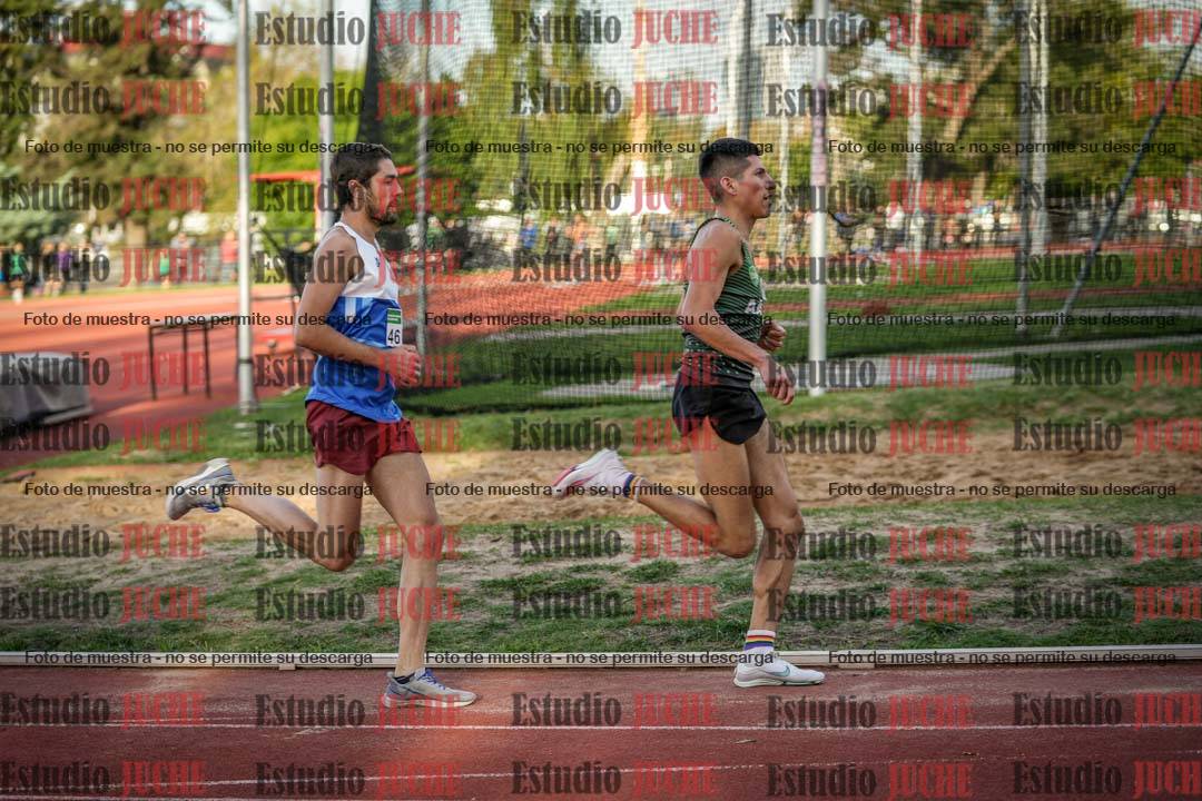 Fotos de los 3000 m llanos de varones
