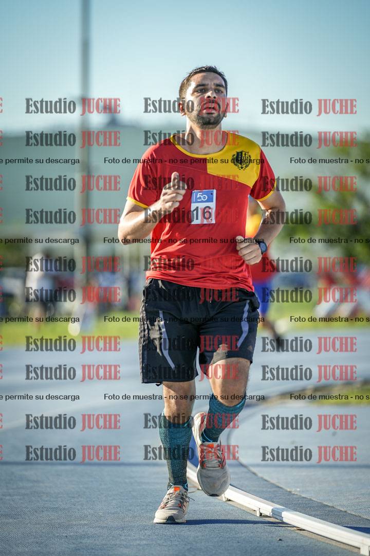 Fotos de los 3000 m llanos de varones