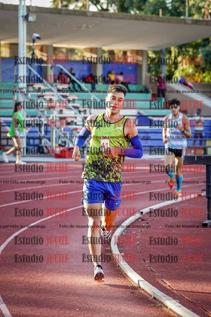 Fotos de los 3000 m llanos de varones
