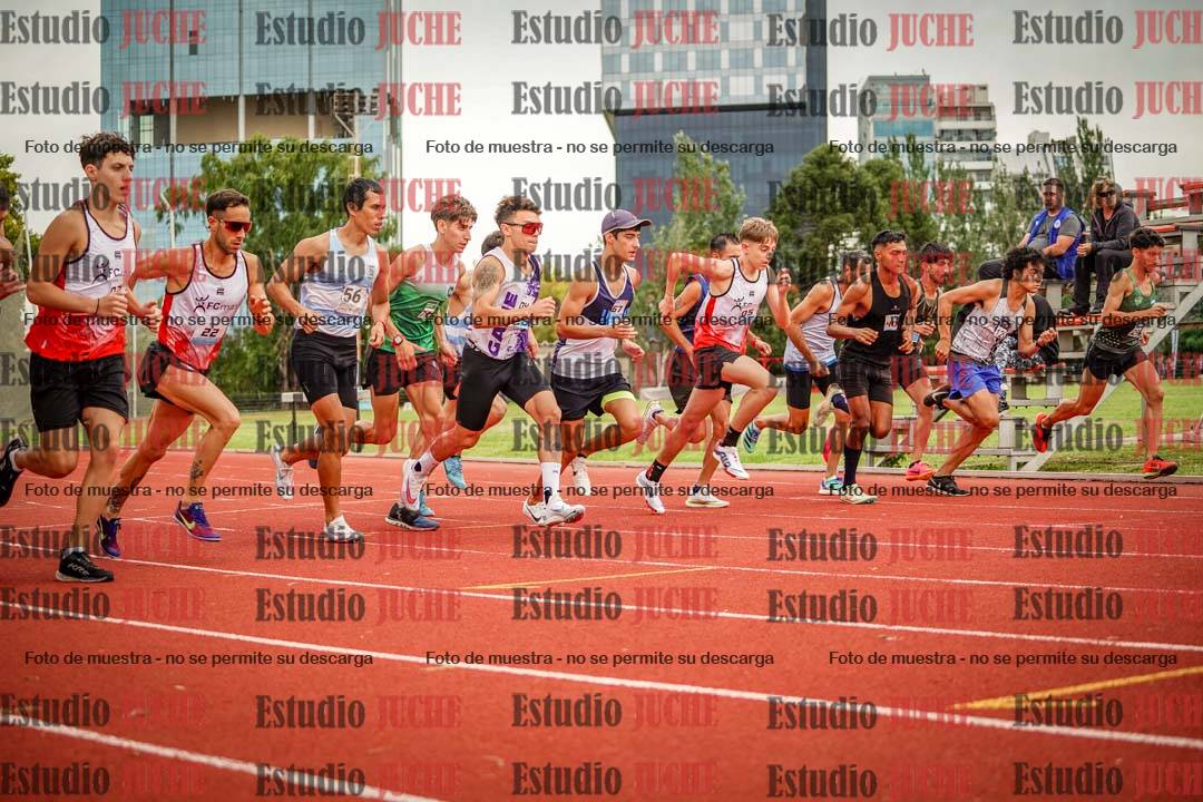 Fotos de los 3000 m llanos de varones