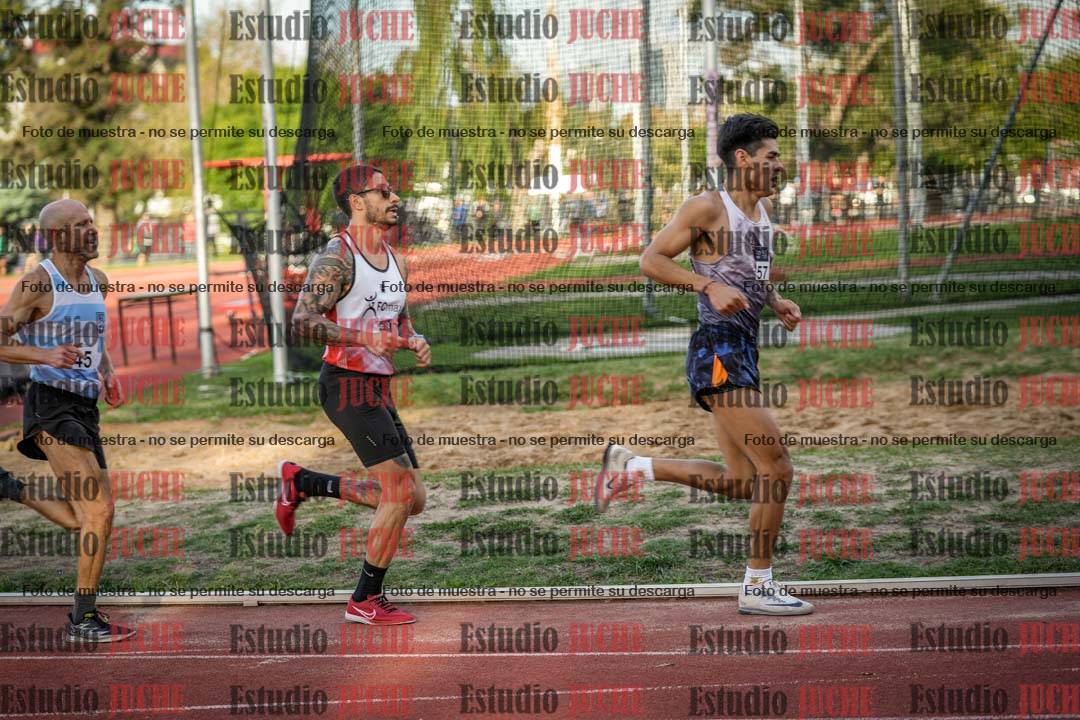 Fotos de los 3000 m llanos de varones