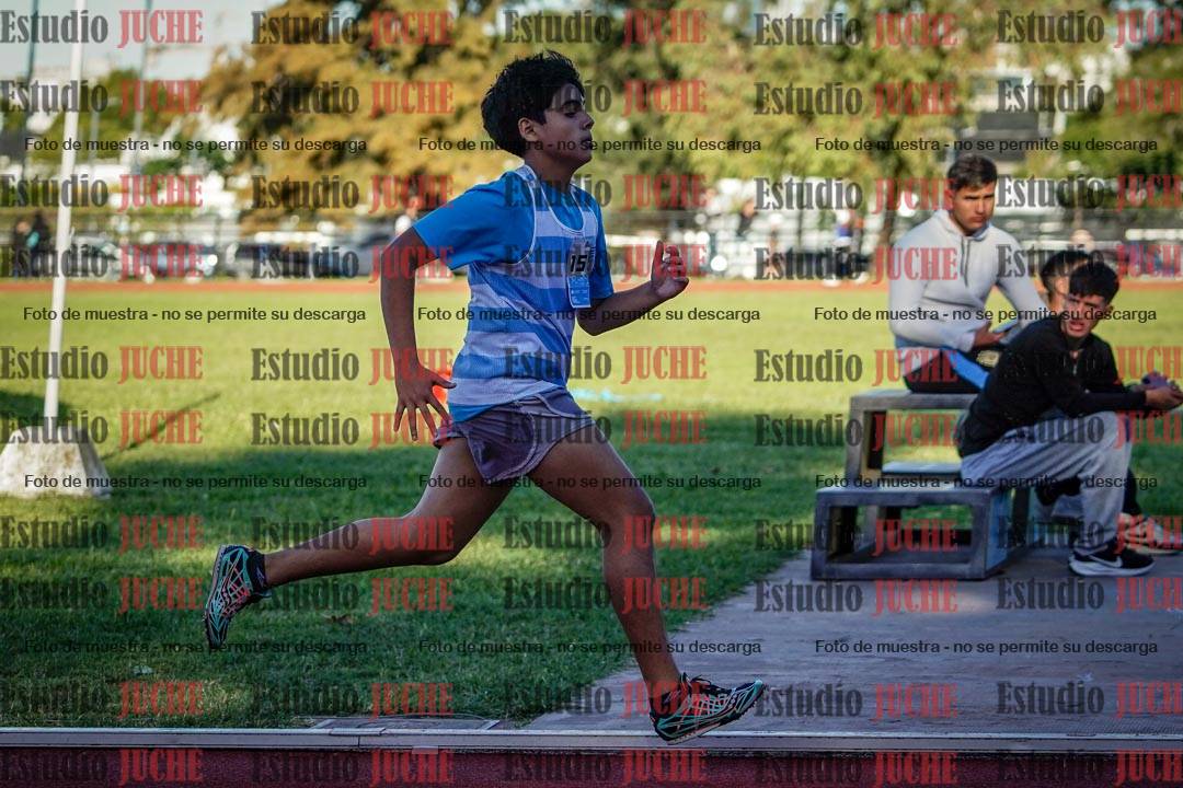 Fotos de los 600 m de varones