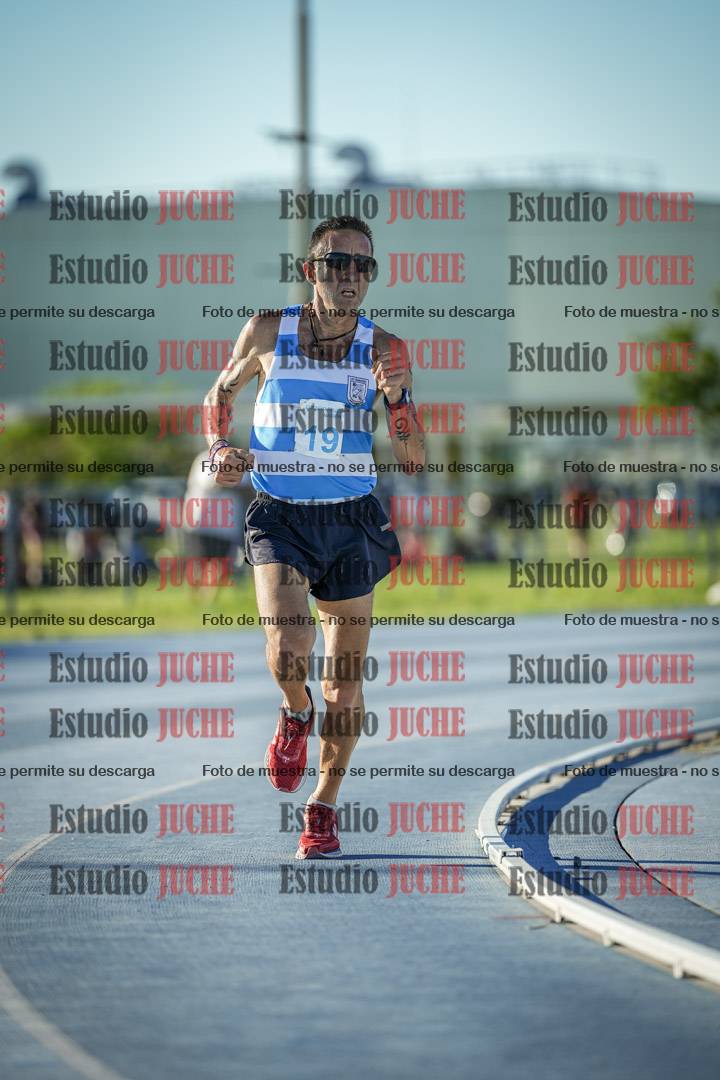 Fotos de los 3000 m llanos de varones