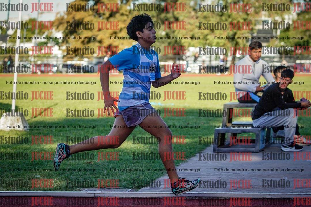 Fotos de los 600 m de varones