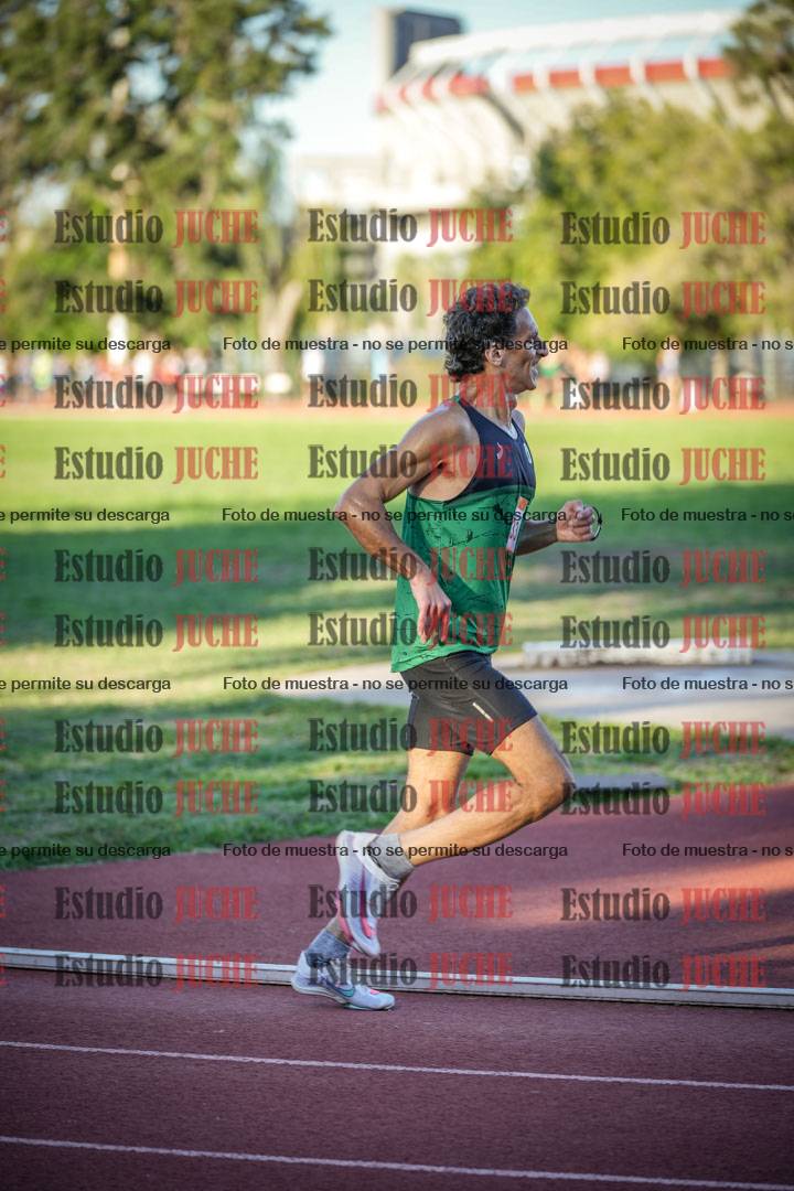 Fotos de los 3000 m llanos de varones