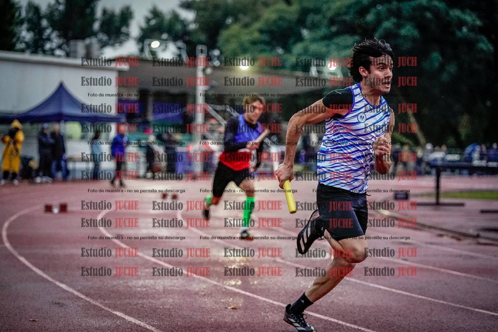 Fotos de las postas 4x100 m de varones
